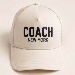 COACH | New York beige mesh trucker hat with leather buckle strap